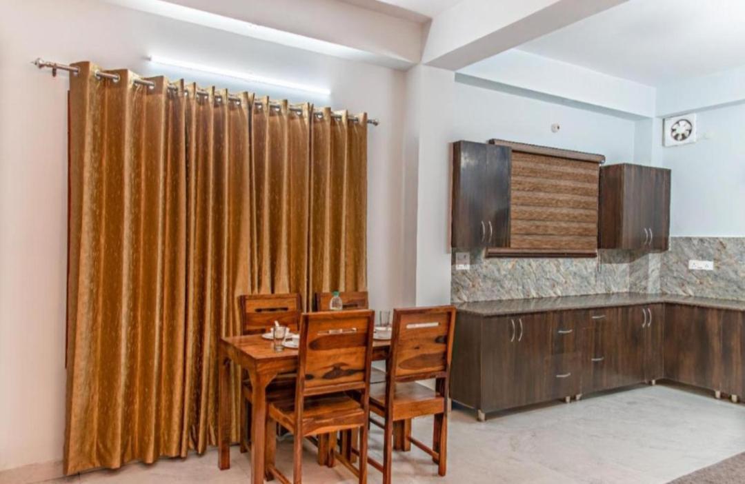 Mystic Forest View Kasauli I Serviced Villa I Best Seller I Vacations I Family Events I Open Air Lawn I Sky Bonfire I Kasauli By Exotic Stays Εξωτερικό φωτογραφία